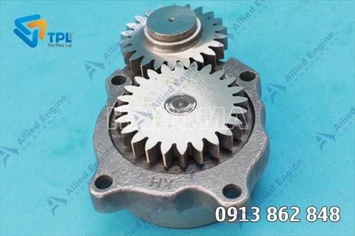 Bơm nhớt 6D107 - 6754-51-1110