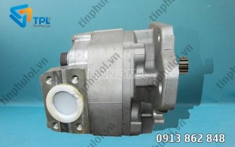 Bơm bánh răng 705-12-37010