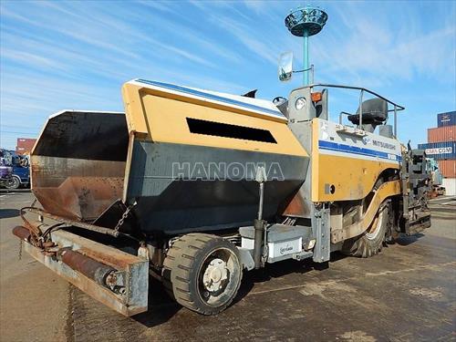Máy rải thảm MITSUBISHI MF60WD 03506